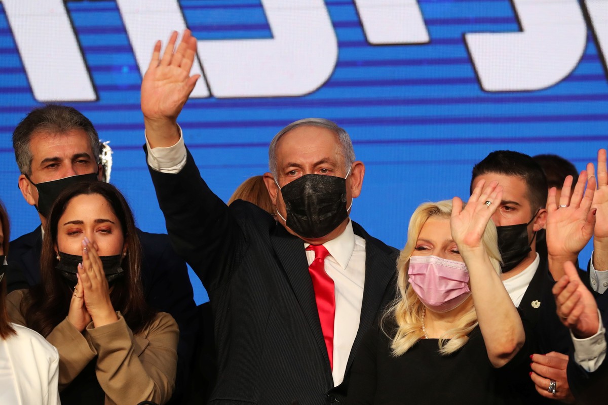 Benjamin Netanyahu recebe mandato para tentar formar governo de coalizão em Israel