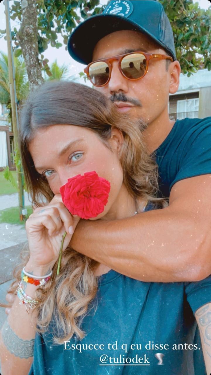 Gabriela Pugliesi e Túlio Dek viajam para litoral de São Paulo (Foto: Reprodução/Instagram)