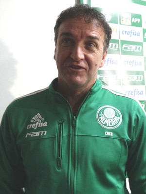 Ex-técnico de Atlético-MG e Cruzeiro, Cuca volta a BH após quase três anos