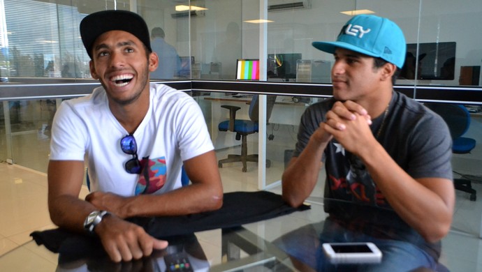 Jadson André e Italo Ferreira - surfistas potiguares - Rio Grande do Norte (Foto: Jocaff Souza/GloboEsporte.com)