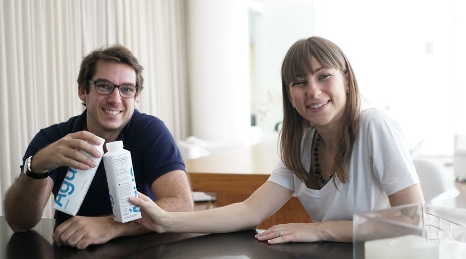 Fabiana Tchalian e Rodrigo Gedankien, fundadores da Água na Caixa