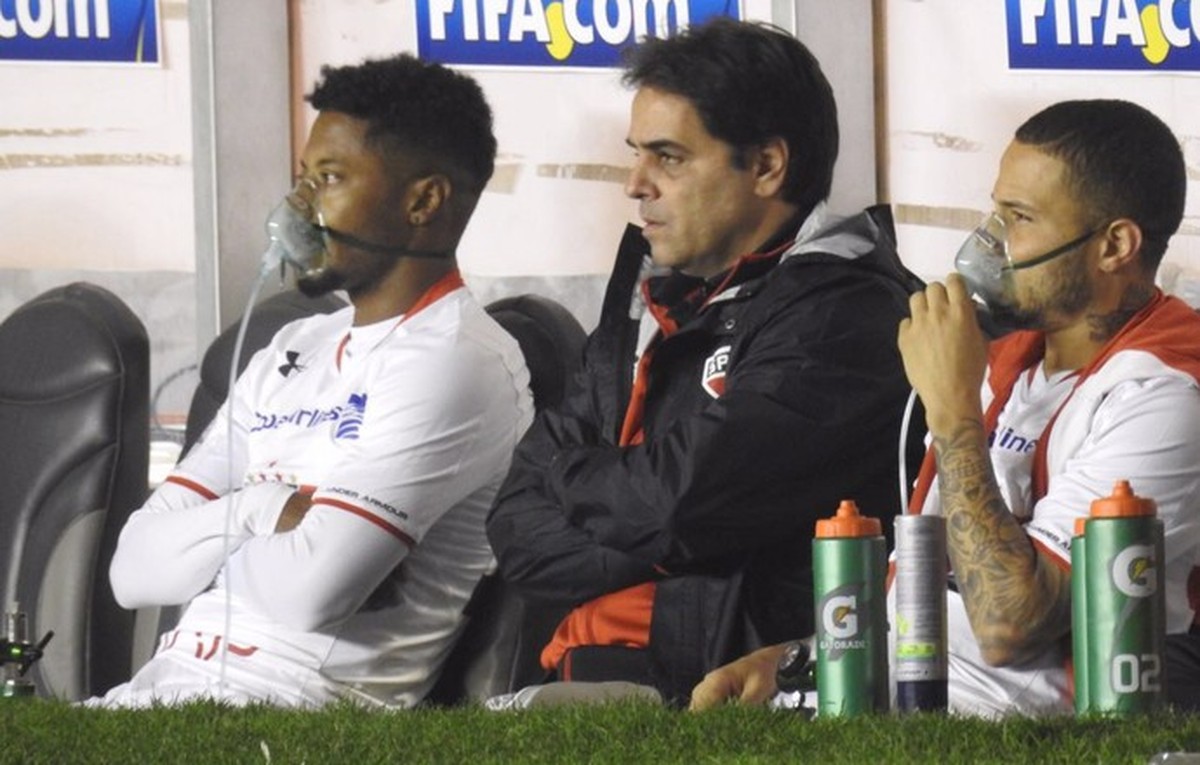 Artigo - Quais os impactos da alta altitude no jogador de futebol? | O