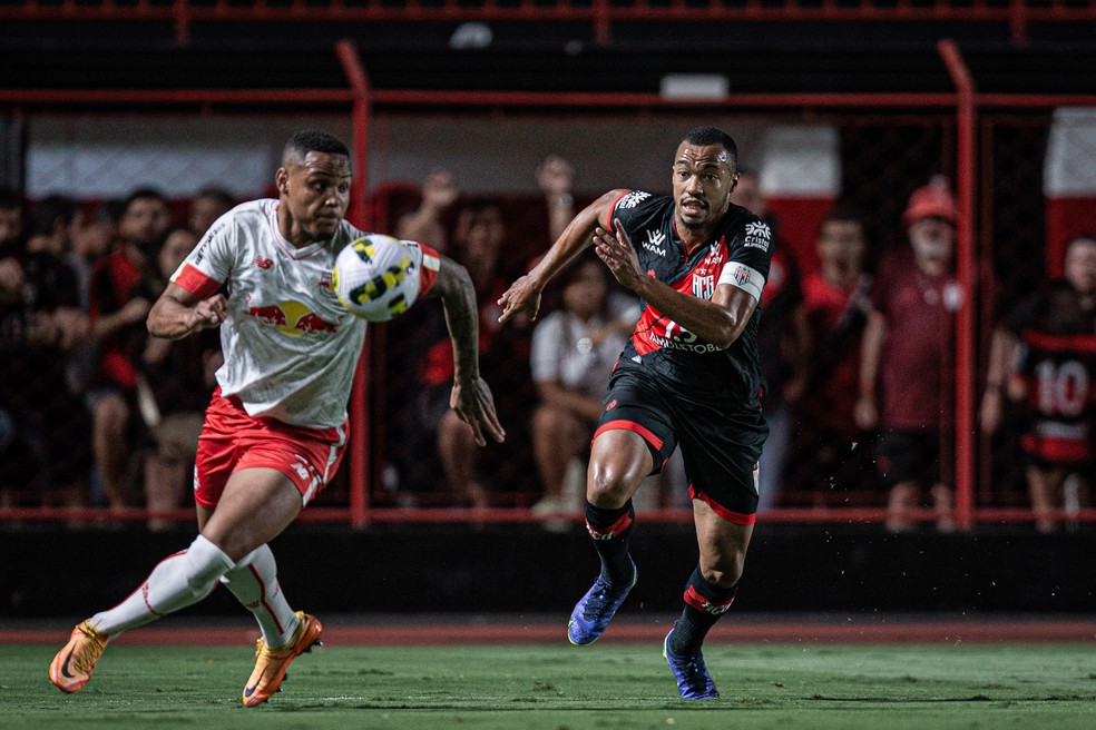 Natan, do Bragantino — Foto: Heber Gomes/AGIF