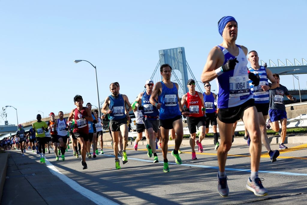 NEW YORK, USA - NOVEMBER 03: Participants run during the New York City Marathon in Manhattan, New York, United States on November 03, 2019. (Photo by Tayfun Coskun/Anadolu Agency via Getty Images) (Foto: Anadolu Agency via Getty Images)
