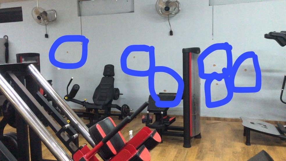 O atirador efetuou ao menos seis tiros. — Foto: Reprodução