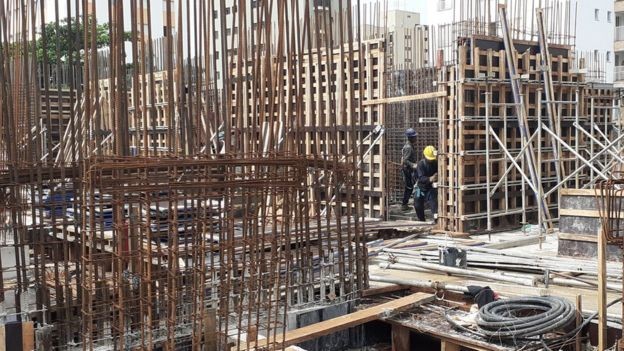 BBC - Retomada da construção em 2019 se concentrou no setor imobiliário (Foto: BBC)