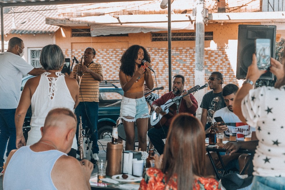 Na região, Luama começou cantando em sarau da faculdade — Foto: Fellipe Pereira