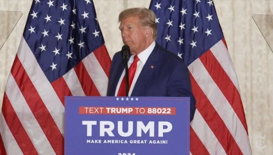 Ex-presidente americano Donald Trump durante pronunciamento em seu resort em Mar-a-Lago, na Florida