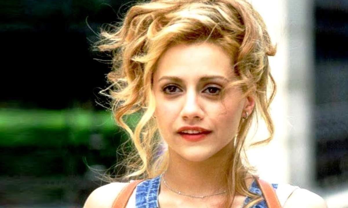 BRITTANY MURPHY LEVOU SOBRINHA PARA VER 'DE REPENTE 30