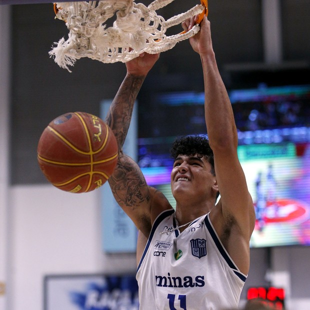 Conheça Gui Santos, o novo jogador brasileiro da NBA, escolhido para jogar  no melhor basquete do mundo