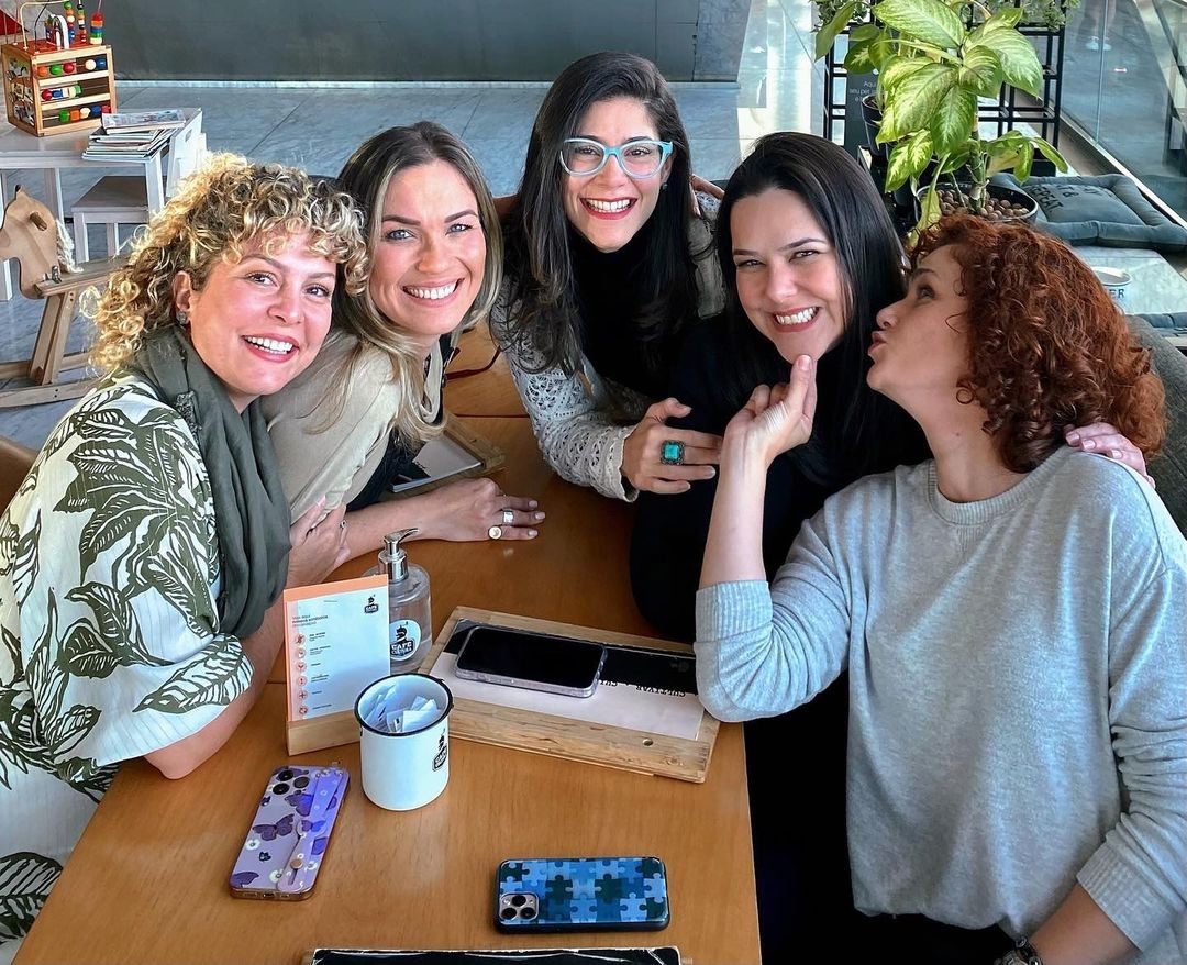 Bárbara Borges, Vanessa Melo, Andrezza Cruz, Gisele Delaia, Caren Lima (Foto: Reprodução/ instagram)