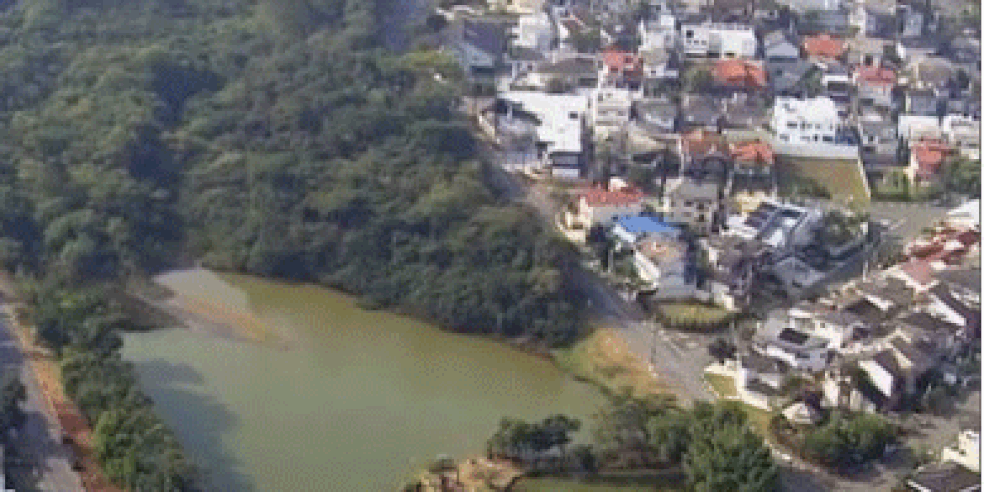 Vice-prefeito de Arujá foi preso no condomínio onde mora na cidade em operação contra desvio de dinheiro — Foto: Reprodução/TV Globo