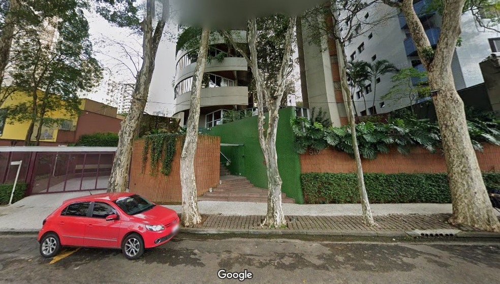 Dupla invadiu prédio em Santo André e um deles foi preso após porteiro desligar força e prender assaltante no elevador — Foto: Reprodução/Google Maps