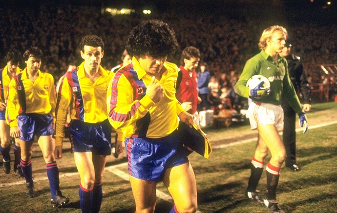mil faces de maradona barcelona (Foto: agência Getty Images)