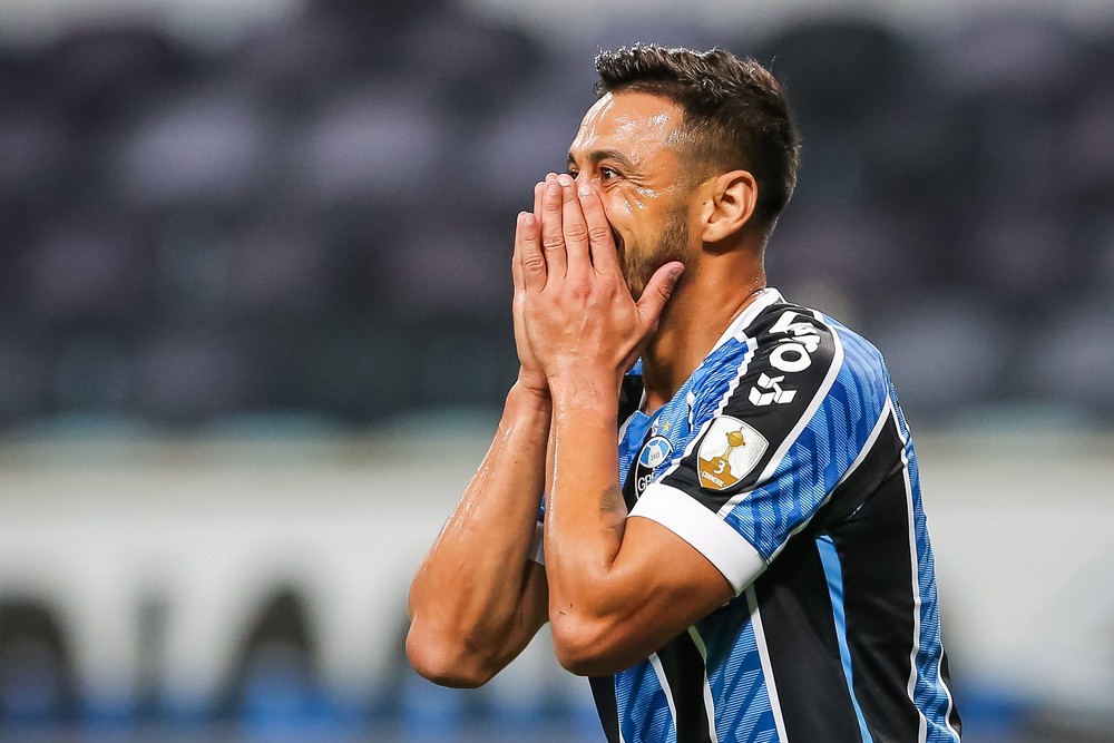 Grêmio promete análise a trio com contrato próximo do fim; saiba quem deve seguir