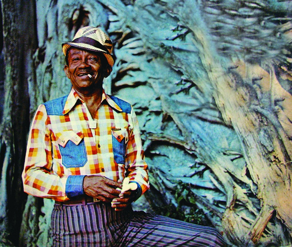 Jackson do Pandeiro deixa obra fundamental, concentrada em discos dos anos 1950 e 1960 — Foto: Reprodução / Capa do álbum 'Nossas raízes'