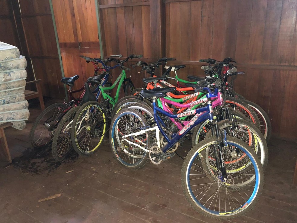 Pousada oferecia diversas atividades de lazer como: trilhas a pé ou de bicicleta, pescaria, pedalinho no lago e circuito de arvorismo — Foto: Arquivo/Secretaria de Empreendimento e Turismo do Acre (Seet)