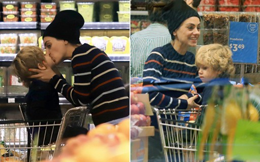 Mila Kunis é clicada em momento de afeto com o filho em supermercado