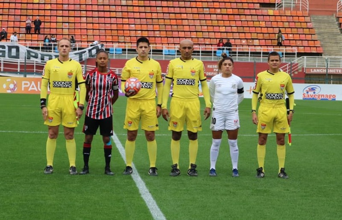 Com gol de Sole Jaimes, Santos vence o São Paulo no Paulista futebol