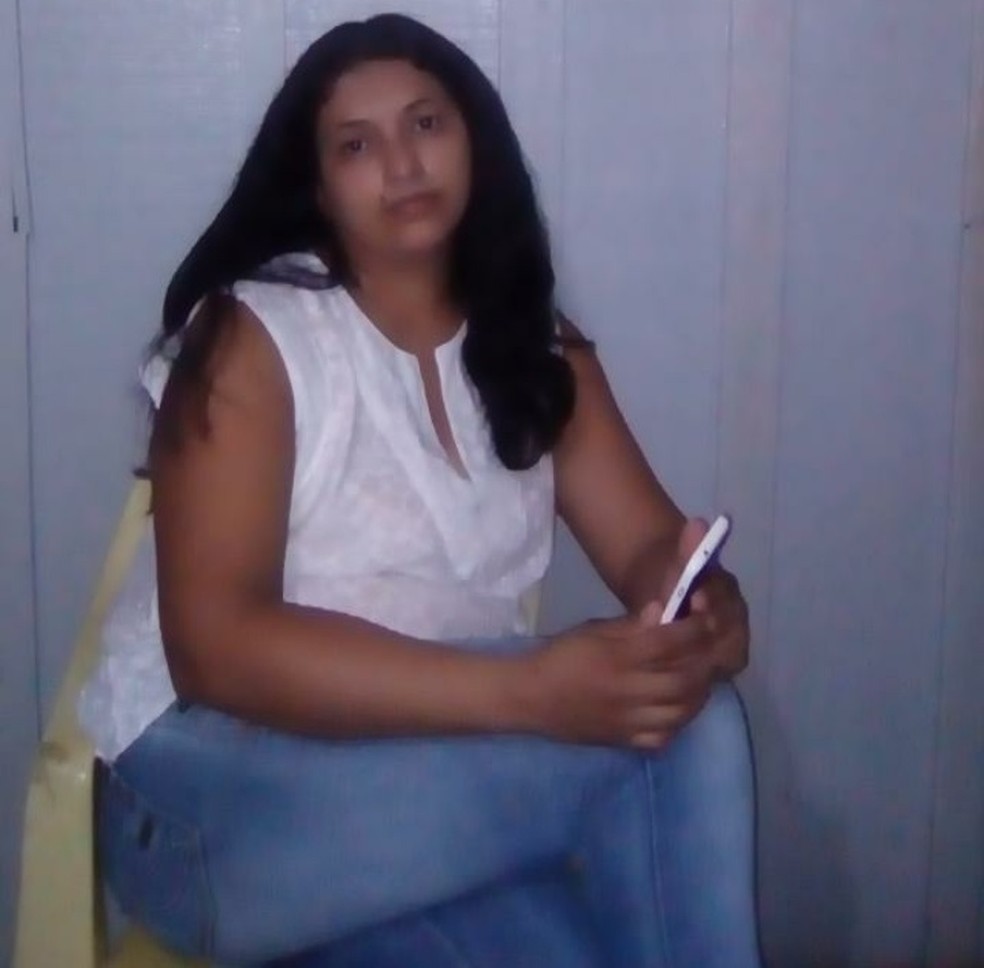 Silvana Alves Amaro, de 37 anos, levou vários golpes de faca e faleceu em Juara — Foto: Divulgação