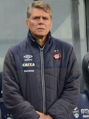 Após três duelos, Paulo Autuori prevê um Grêmio diferente: Jogo mais reto