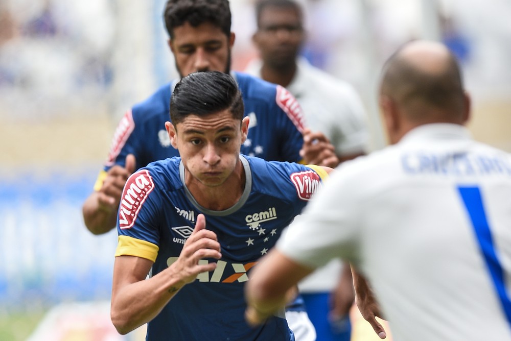 Diogo Barbosa: Cruzeiro tem que construir boa vantagem no 1º jogo das finais do Mineiro