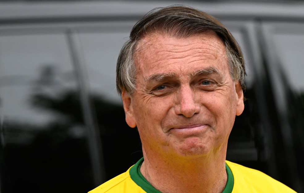 O presidente Jair Bolsonaro em imagem do dia 2 de outubro de 2022, data do 1º turno da eleição — Foto: Mauro Pimentel/AFP