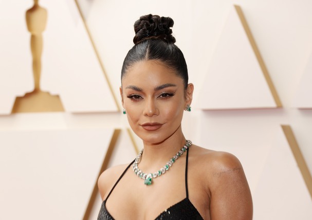 HOLLYWOOD, CALIFORNIA - MARCH 27: Vanessa Hudgens attends the 94th Annual Academy Awards at Hollywood and Highland on March 27, 2022 in Hollywood, California. (Photo by Mike Coppola/Getty Images) (Foto: Getty Images)