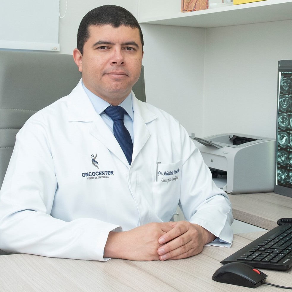 Dr. Adalzizio Vieira de Ara�jo Filho CRM - MT: 3943 / RQE: 1995 � Foto: Oncocenter