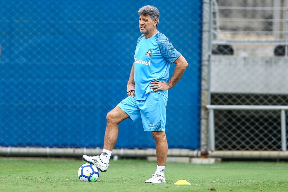 Renato diz que meta do Grêmio é garantir lugar no G-4 — Foto: Lucas Uebel/DVG/Grêmio
