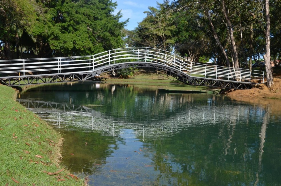 Estrutura metálica foi construída pela Secretária de Obras e Serviços Públicos.  — Foto: Rede Amazônica/Reprodução