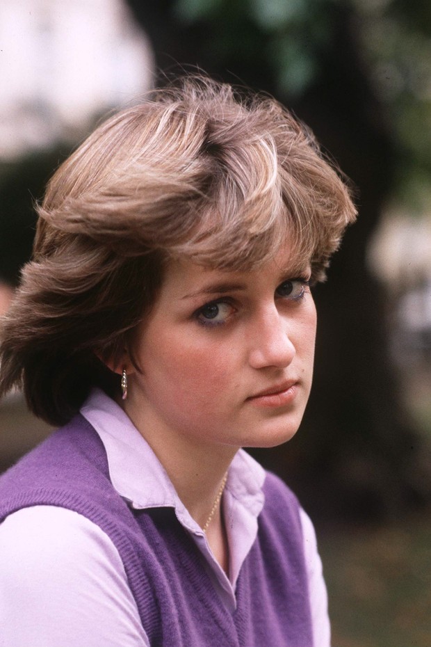 LONDON, UNITED KINGDOM - SEPTEMBER 17:  Portrait Of Teenager Lady Diana Spencer, Looking Pensive And Shy, Aged 19 At The Young England Kindergarden Nursery School In Pimlico, London.  (Photo by Tim Graham Photo Library via Getty Images) (Foto: Tim Graham Photo Library via Get)