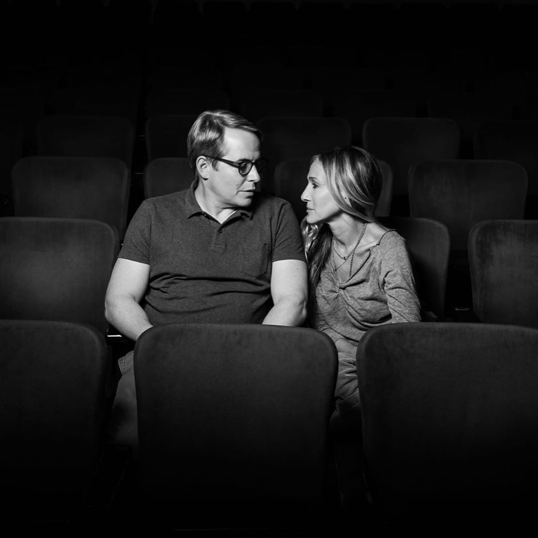 Matthew Broderick e Sarah Jessica Parker, que estrelarão a peça de Neil Simon "Plaza Suite" (Foto: Reprodução Instagram)