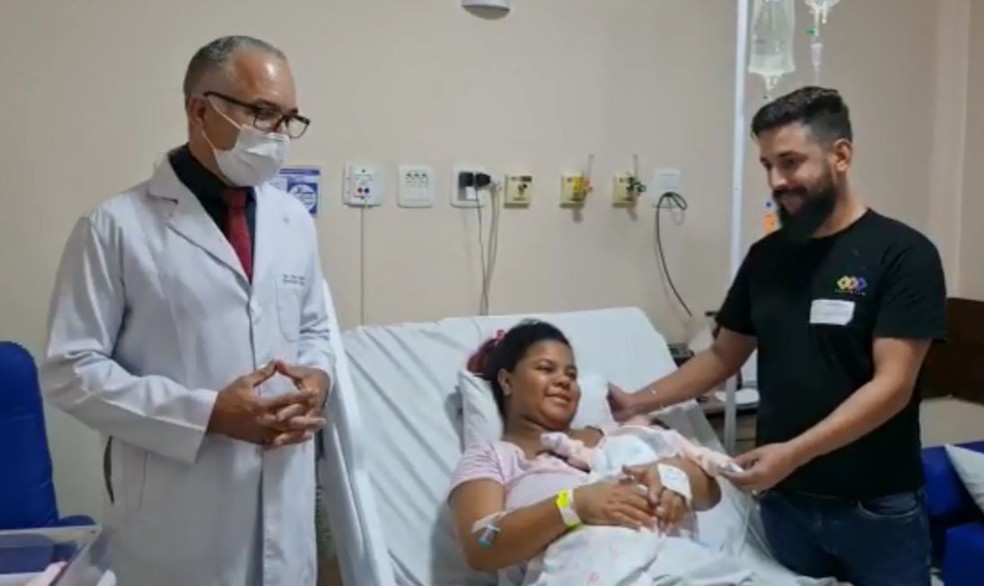 Ana Laura nasceu de cesária, em Maringá — Foto: Hospital Bom Samaritano/Divulgação