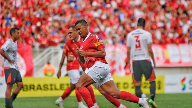 Téssio fez o primeiro do América-RN