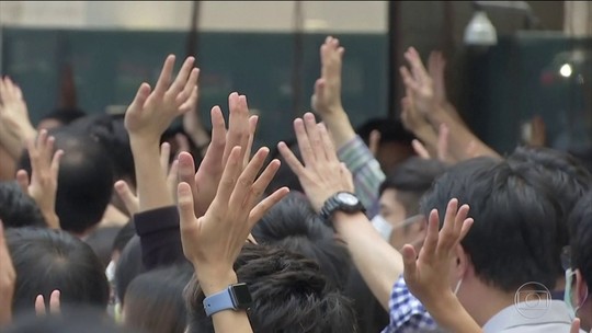 Governo de Hong Kong proíbe o uso de máscaras em manifestações