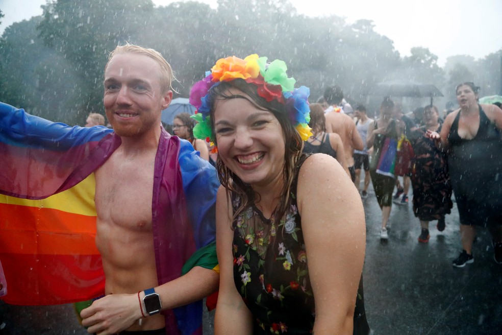Parada Gay em Berlim (Foto: REUTERS/Fabrizio Bensch)