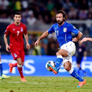 Itália x Azerbaijão - Pirlo (Foto: Getty Images)