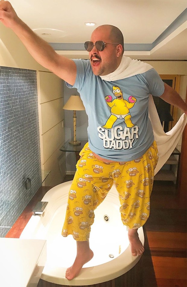 Tiago Abravanel: looks divertidos como Sugar Daddy (Foto: Reprodução/Instagram)