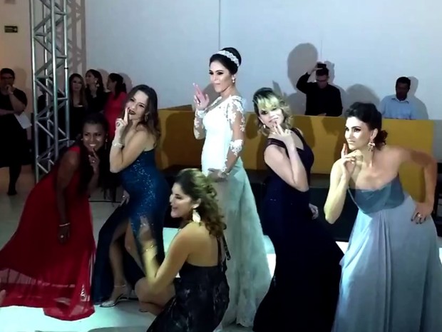 Noiva faz sucesso na web após dançar música da Anitta em casamento, em Goiânia, Goiás (Foto: Reprodução)