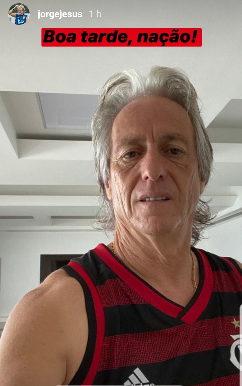 Jorge Jesus publicou uma foto em casa na tarde desta terça — Foto: Reprodução Instagram