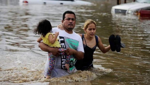BBC- Inundações em Honduras causadas pelo furacão Eta (Foto: Getty Images via BBC News Mundo)