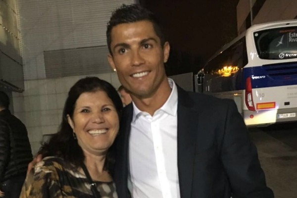 Dolores Aveiro e Cristiano Ronaldo (Foto: Reprodução Instagram)