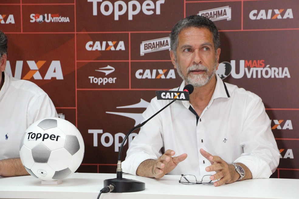 Dirigente explicou posicionamento do clube  (Foto: Maurícia da Matta / EC Vitória / Divulgação)