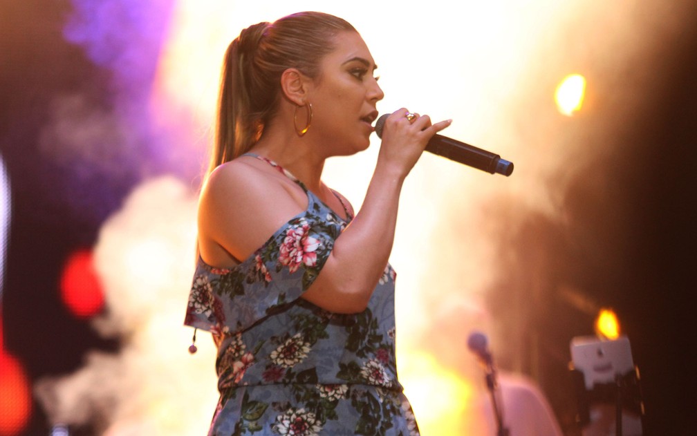 Agenda De Shows Naiara Azevedo 2018 Naiara Azevedo E Atracao De Festa Do Peao No Sul De Mg Confira