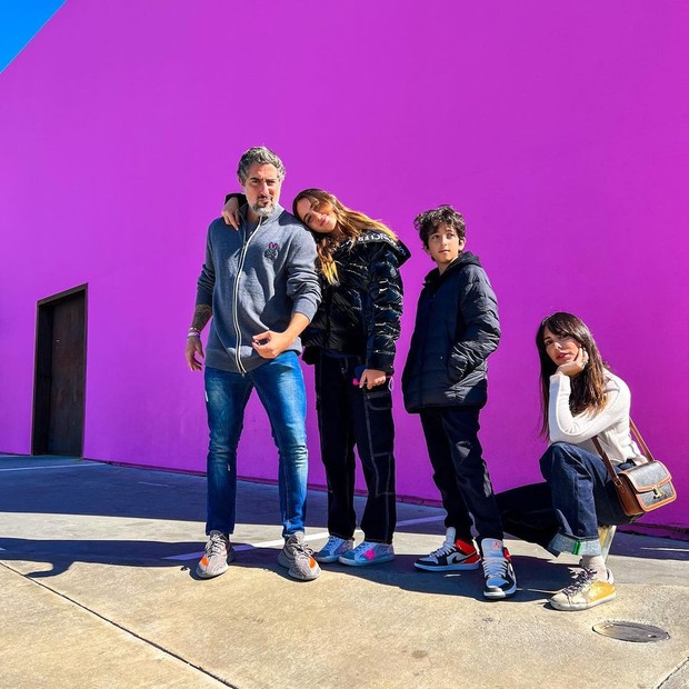 Marcos Mion com a família (Foto: Reprodução/Instagram)