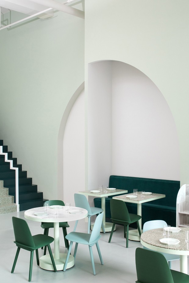Café na China tem interiores inspirados em Wes Anderson (Foto: James Morgan/Divulgação)