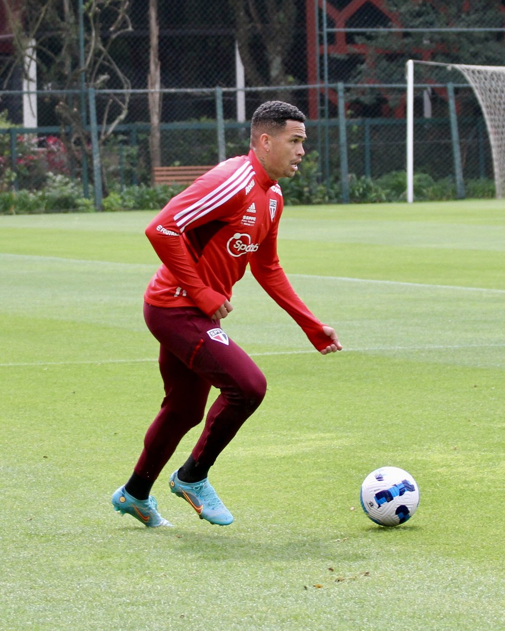Luciano em treino do São Paulo — Foto: Divulgação