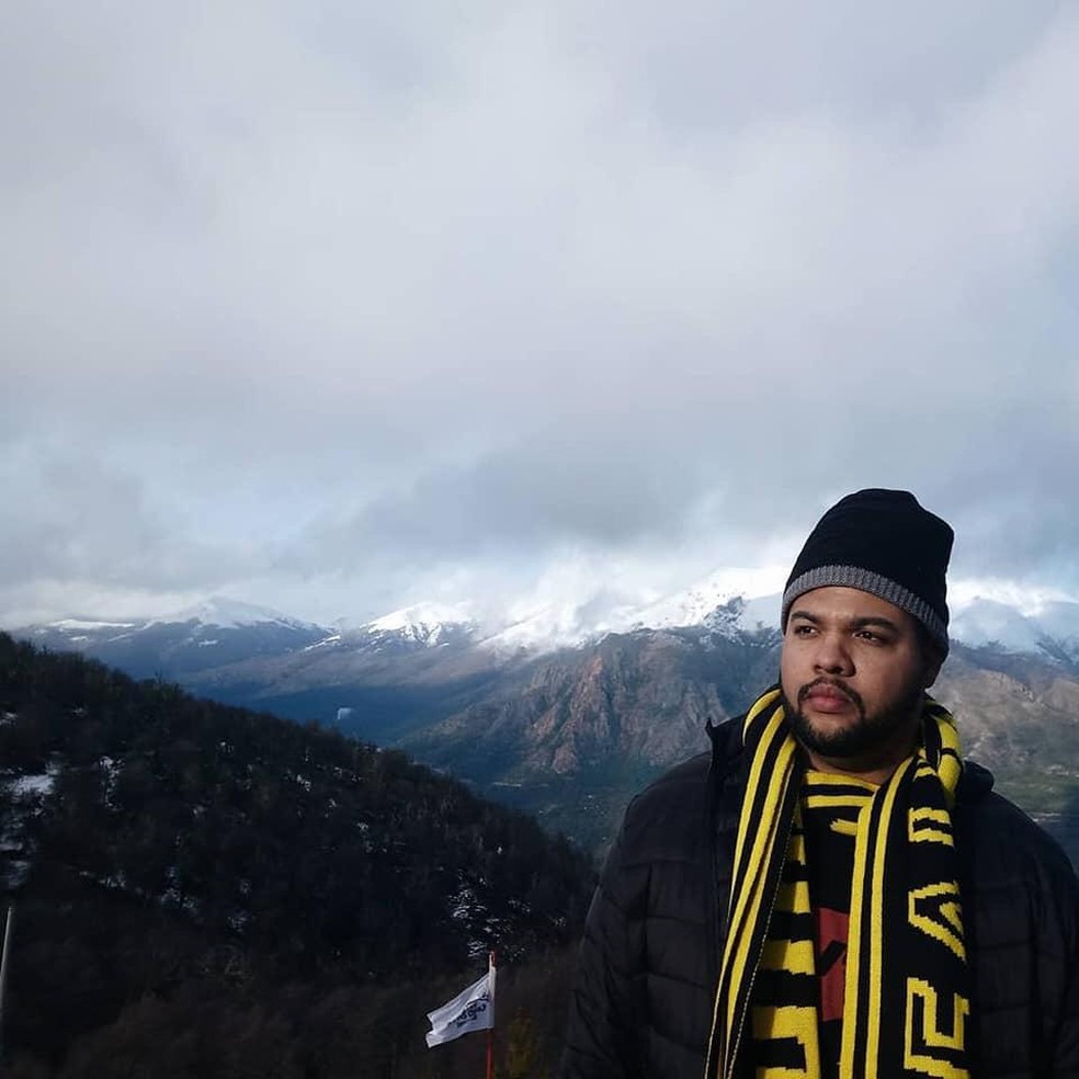 Alleson Coffran gastou um total de R$ 1.500 em uma viagem do Rio a Buenos Aires que também incluiu uma ida até Bariloche — Foto: Arquivo Pessoal 