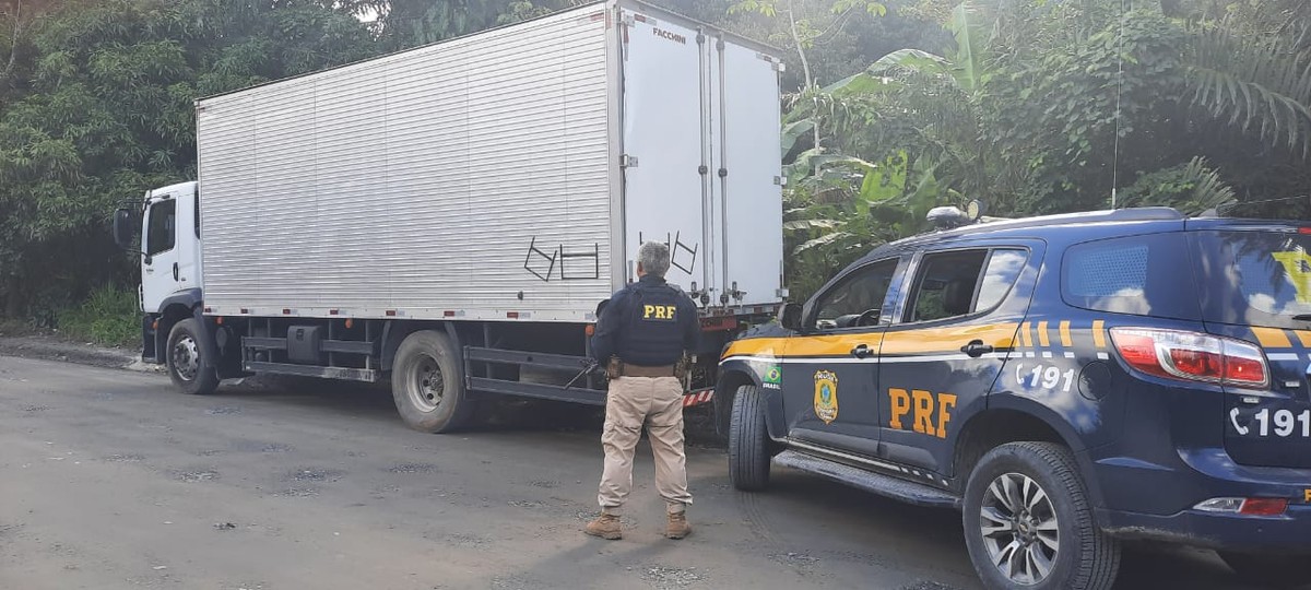 Três suspeitos de roubo de carga são detidos em oficina na BR-101 no Grande Recife - Vimarsana News